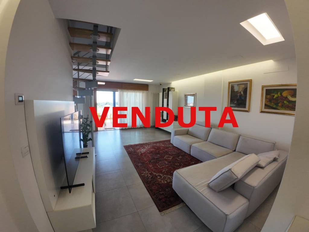 appartamento in vendita a Canonica d'Adda