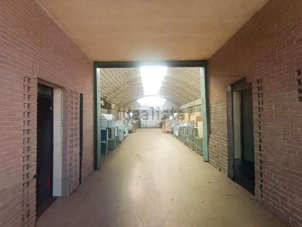 capannone in vendita a Canonica d'Adda