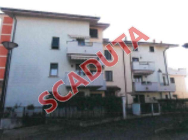 locale commerciale in vendita a Canonica d'Adda