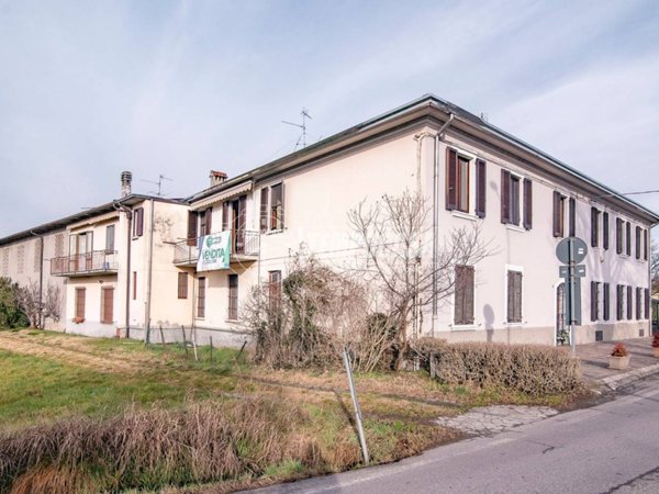 appartamento in vendita a Canonica d'Adda