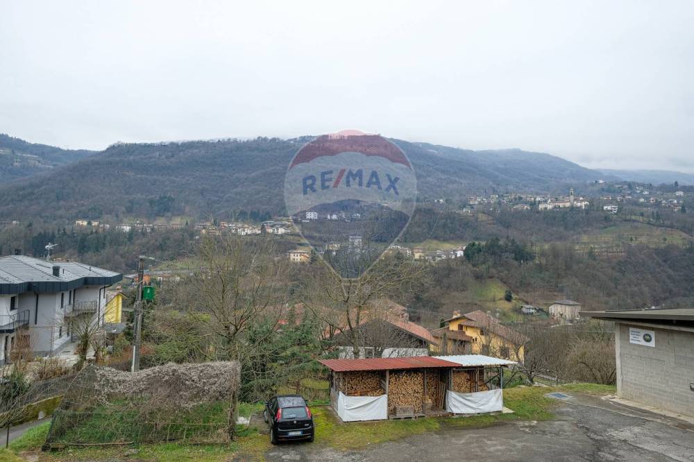 locale commerciale in vendita a Capizzone in zona Cabasso