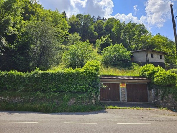 appartamento in vendita a Capizzone in zona La Grate