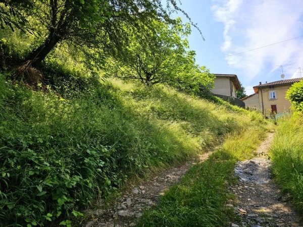 appartamento in vendita a Capizzone in zona Gallo