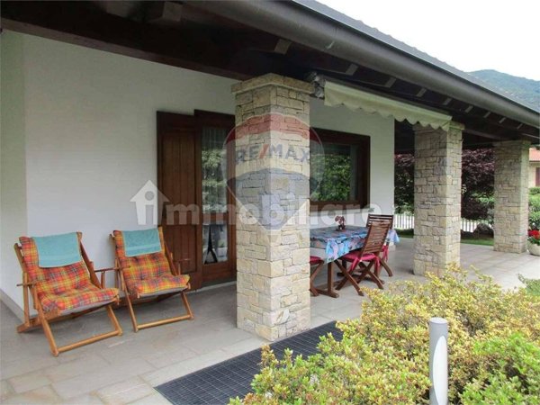 casa indipendente in vendita a Capizzone