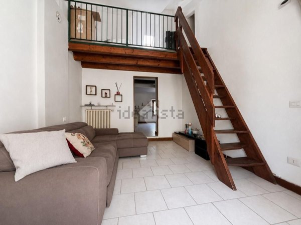 appartamento in vendita a Capizzone in zona Gallo