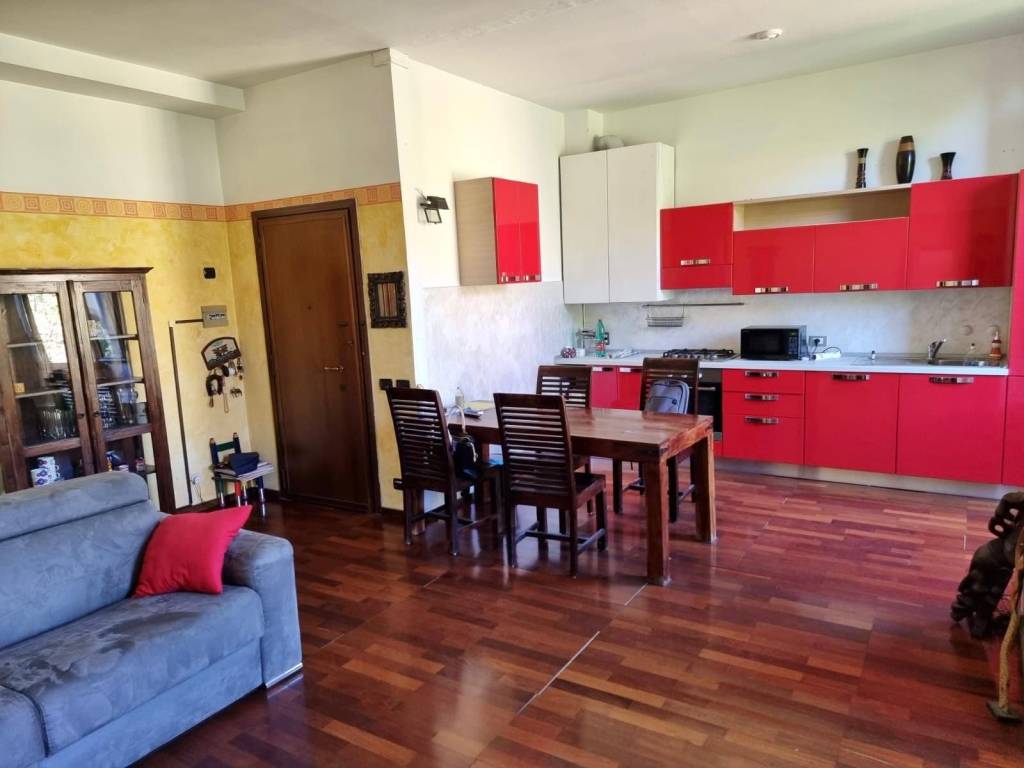 appartamento in vendita a Capriate San Gervasio in zona Crespi d'Adda