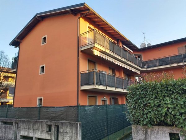 appartamento in vendita a Capriate San Gervasio