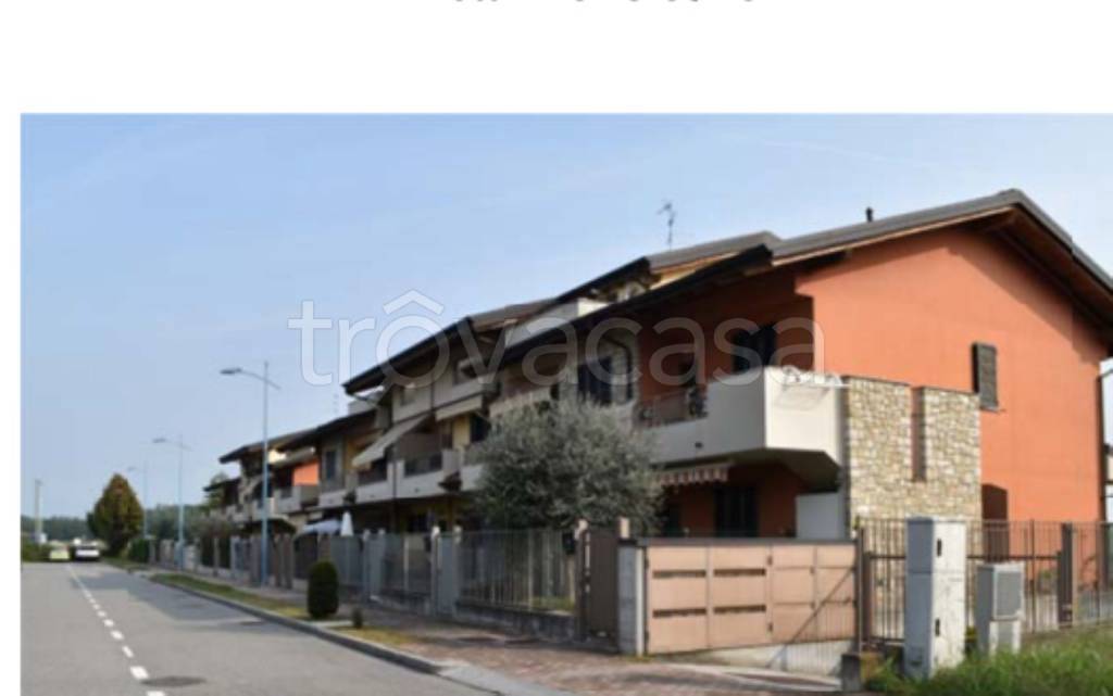 appartamento in vendita a Capriate San Gervasio