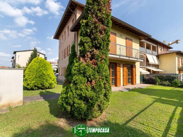 appartamento in vendita a Capriate San Gervasio