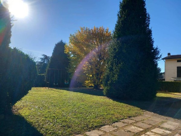 casa indipendente in vendita a Capriate San Gervasio