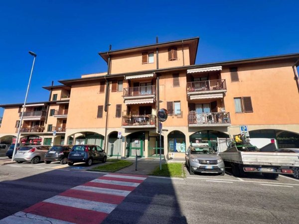 appartamento in vendita a Capriate San Gervasio