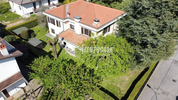 casa indipendente in vendita a Capriate San Gervasio
