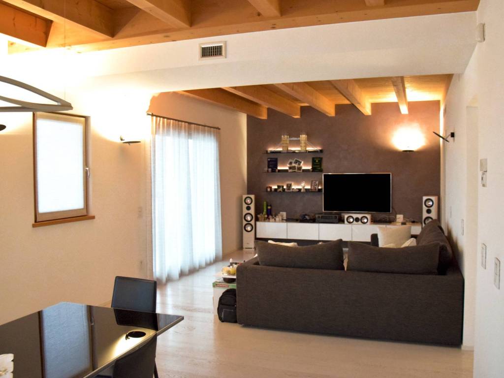 appartamento in vendita a Capriate San Gervasio in zona Capriate