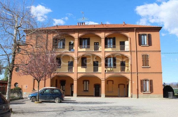 appartamento in vendita a Capriate San Gervasio in zona Crespi d'Adda
