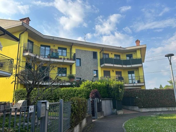 appartamento in vendita a Capriate San Gervasio
