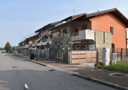 appartamento in vendita a Capriate San Gervasio