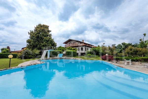 casa indipendente in vendita a Capriate San Gervasio