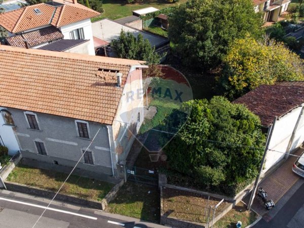 casa indipendente in vendita a Capriate San Gervasio