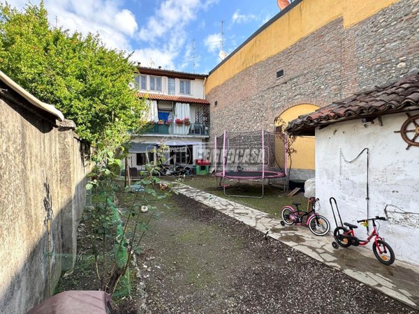 appartamento in vendita a Capriate San Gervasio