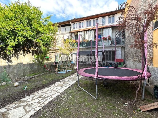 appartamento in vendita a Capriate San Gervasio