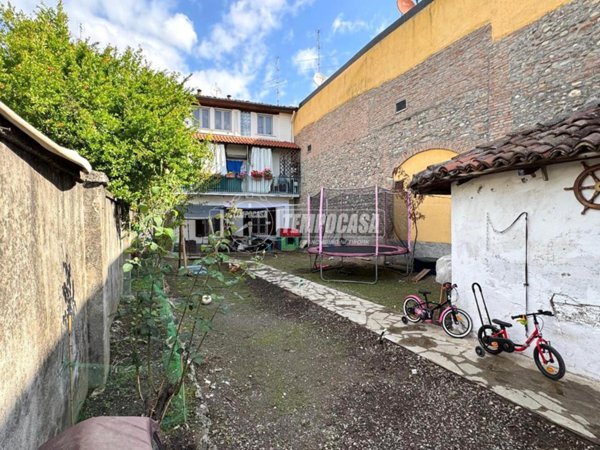 appartamento in vendita a Capriate San Gervasio