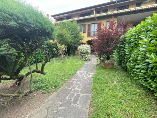 appartamento in vendita a Capriate San Gervasio