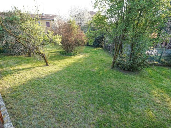 appartamento in vendita a Capriate San Gervasio