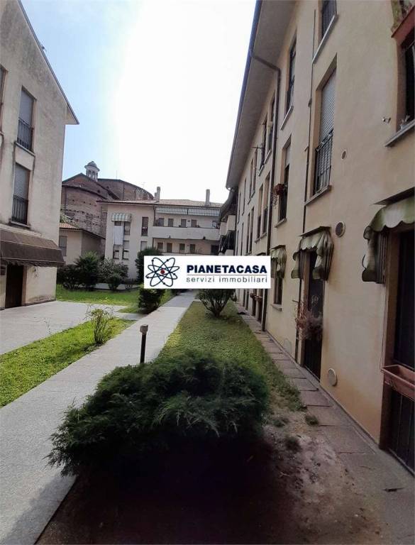 appartamento in vendita a Capriate San Gervasio in zona Capriate