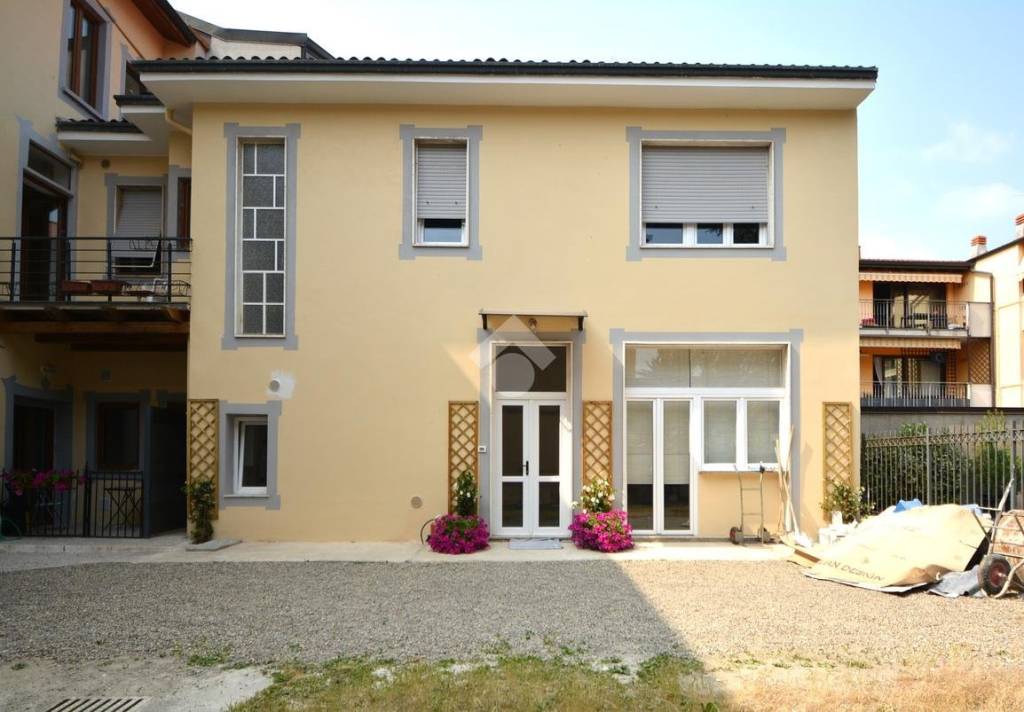 appartamento in vendita a Capriate San Gervasio