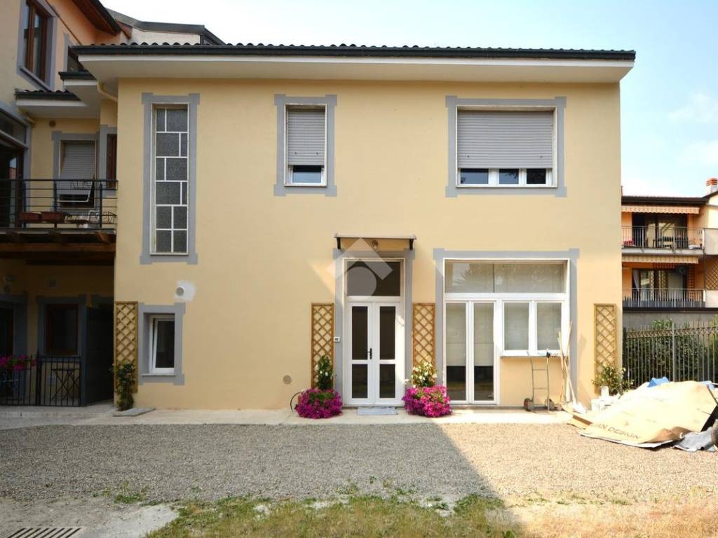appartamento in vendita a Capriate San Gervasio