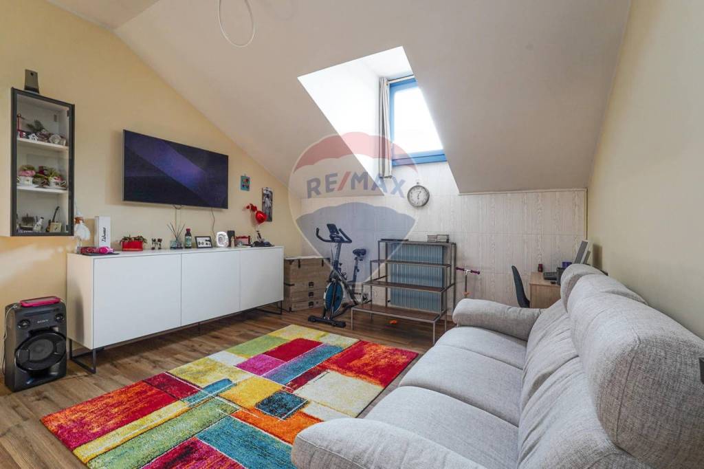 appartamento in vendita a Capriate San Gervasio in zona Crespi d'Adda