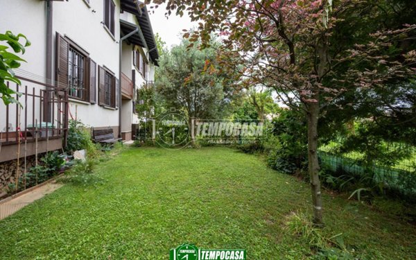 appartamento in vendita a Capriate San Gervasio
