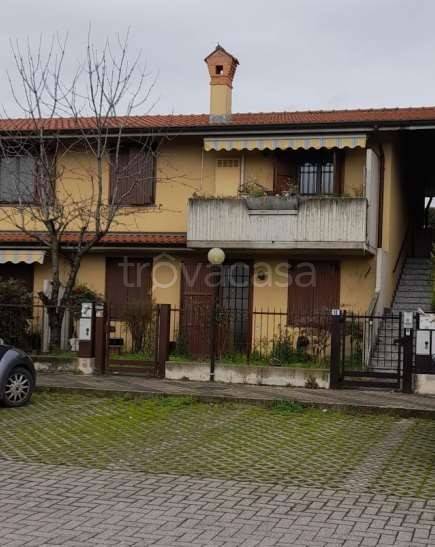 appartamento in vendita a Capriate San Gervasio