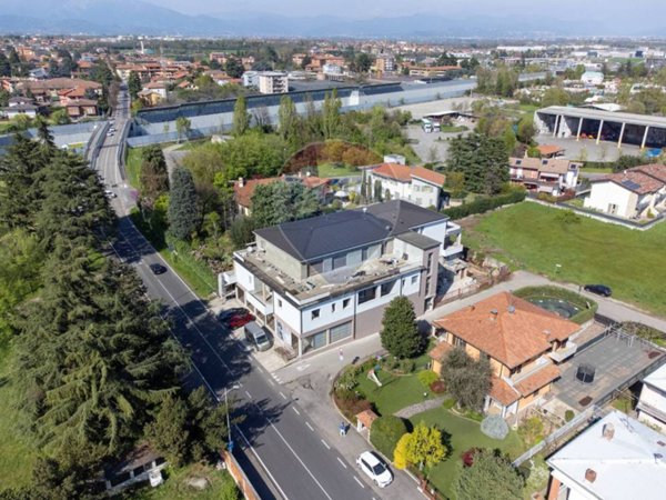 appartamento in vendita a Capriate San Gervasio in zona Crespi d'Adda