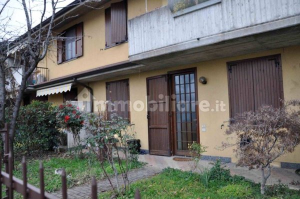 appartamento in vendita a Capriate San Gervasio