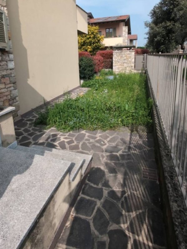 appartamento in vendita a Capriate San Gervasio
