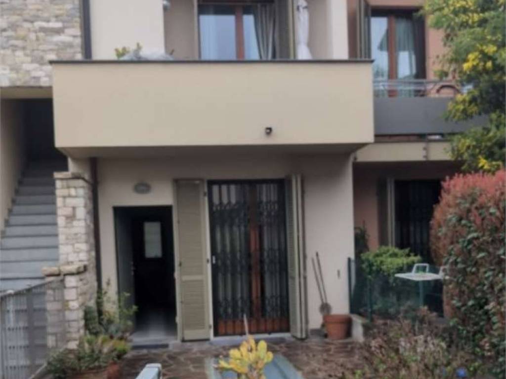 appartamento in vendita a Capriate San Gervasio