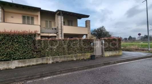 appartamento in vendita a Capriate San Gervasio