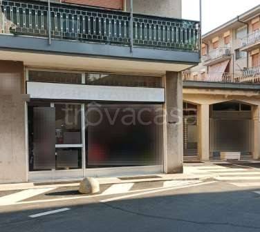 negozio in vendita a Capriate San Gervasio