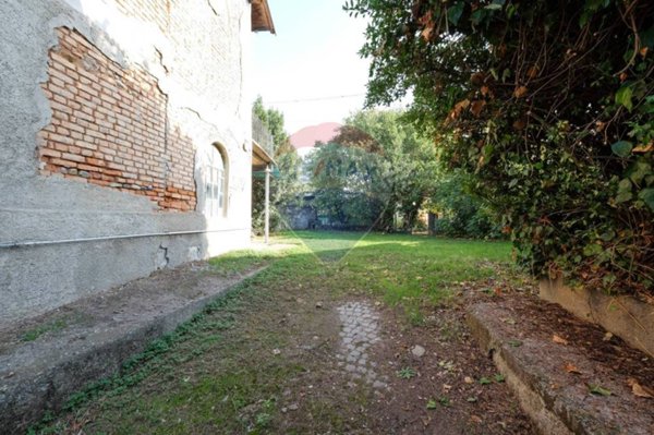 casa indipendente in vendita a Capriate San Gervasio