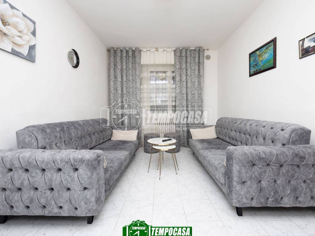 appartamento in vendita a Capriate San Gervasio