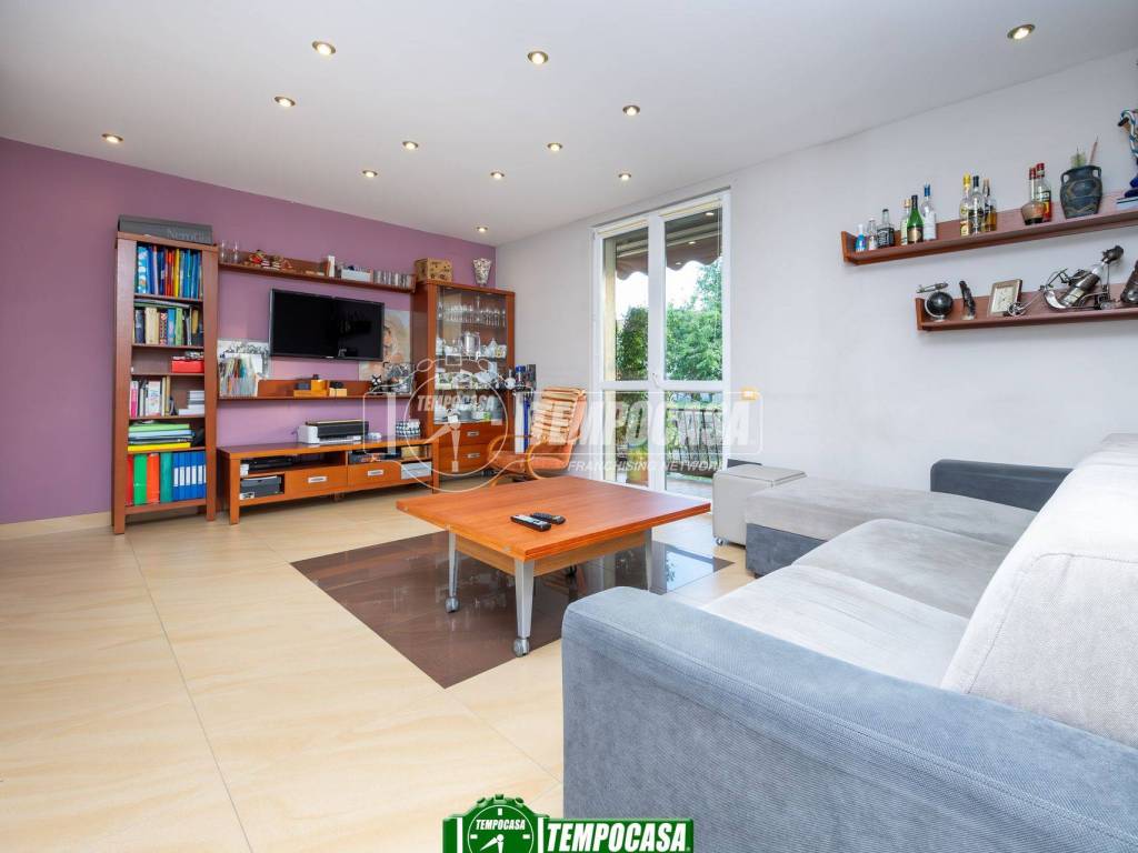 appartamento in vendita a Capriate San Gervasio