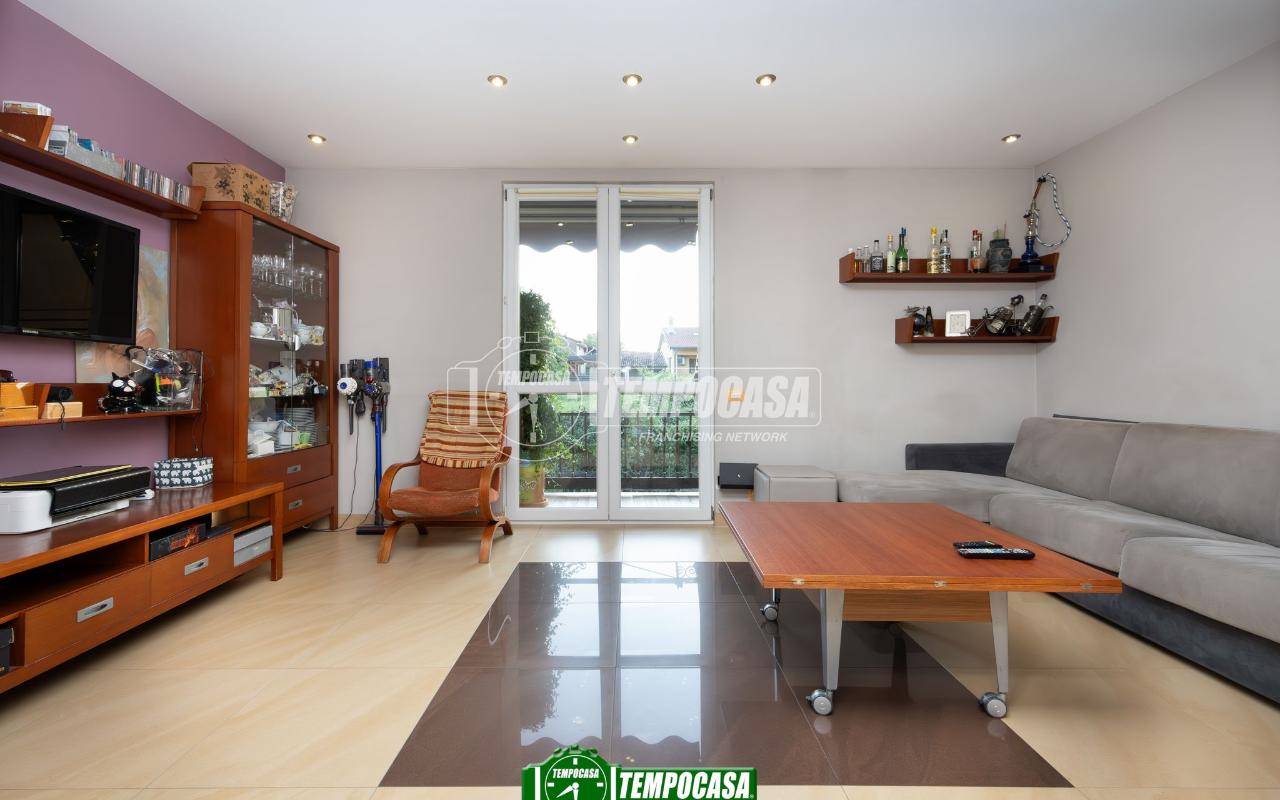 appartamento in vendita a Capriate San Gervasio