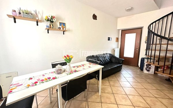 appartamento in vendita a Capriate San Gervasio in zona Capriate