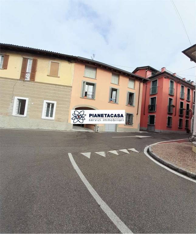 appartamento in vendita a Capriate San Gervasio in zona Capriate