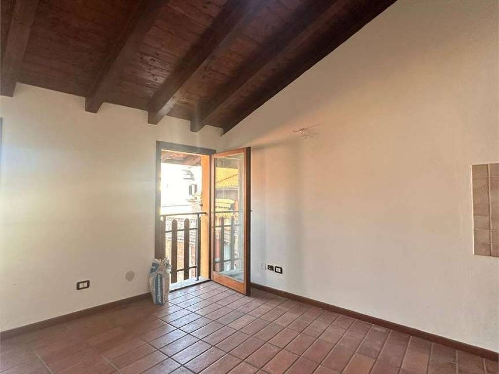 appartamento in vendita a Capriate San Gervasio in zona Crespi d'Adda