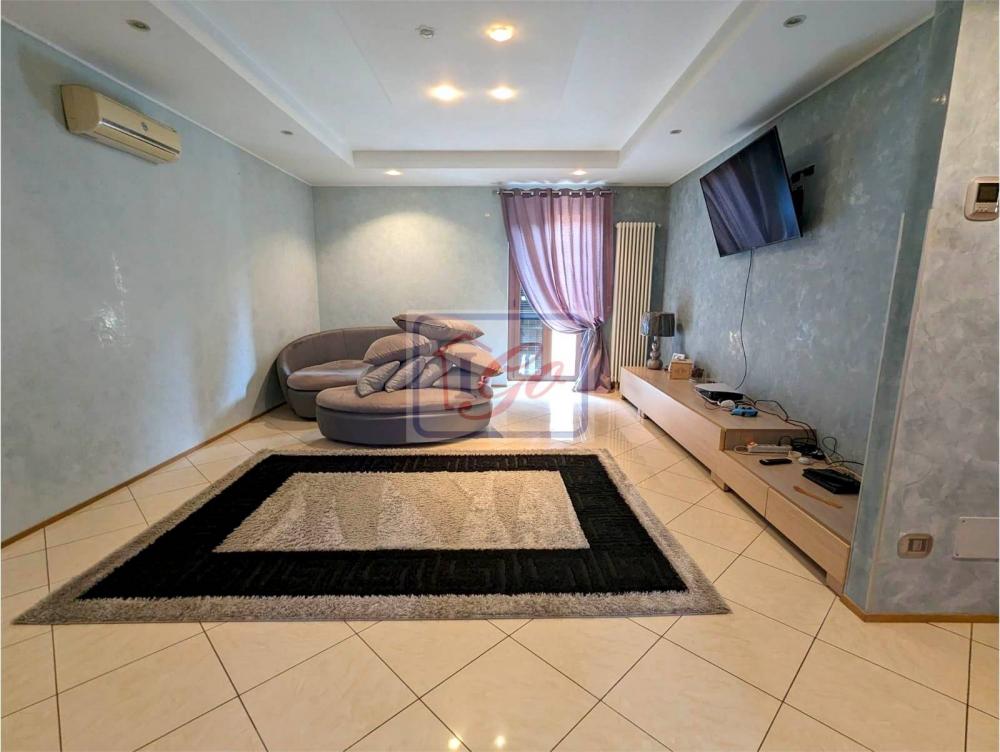 appartamento in vendita a Capriate San Gervasio