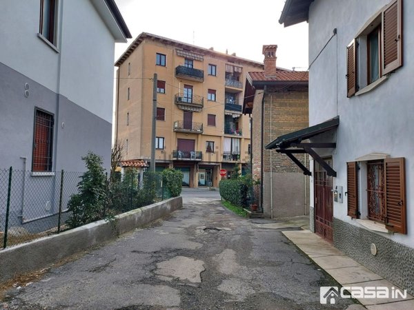 locale di sgombero in vendita a Capriate San Gervasio