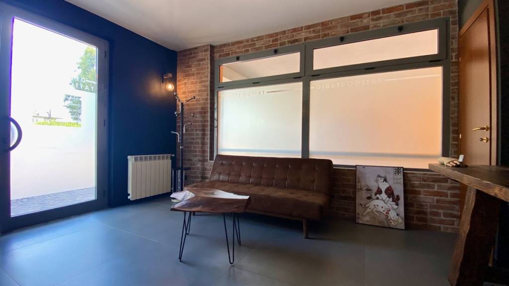 negozio in vendita a Capriate San Gervasio