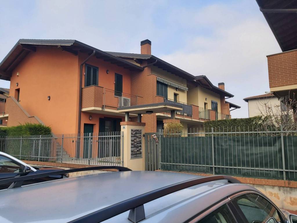 appartamento in vendita a Capriate San Gervasio